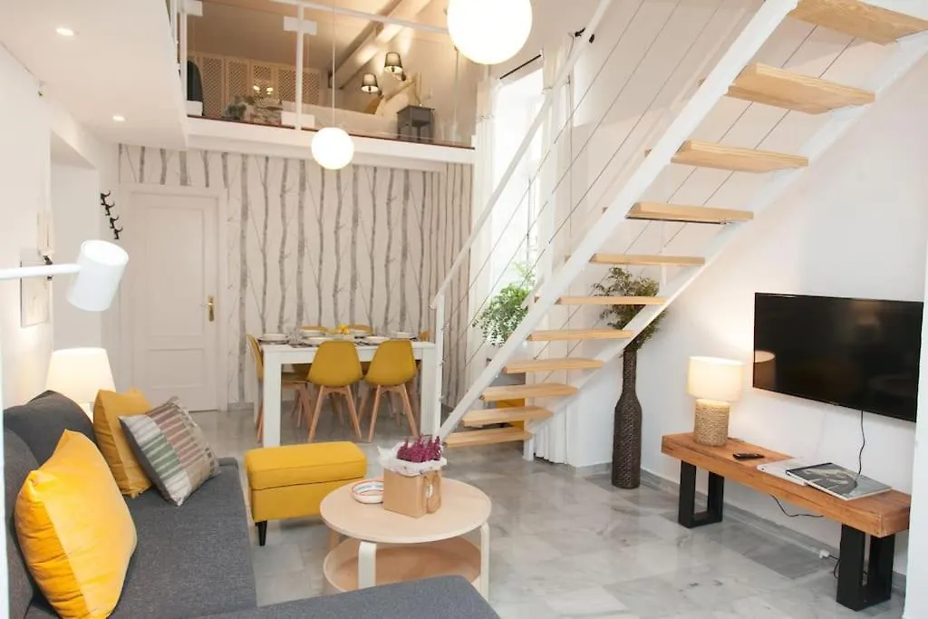 Apartment Idyllic & Loveliest Apt With Patio.Private Parking Seville