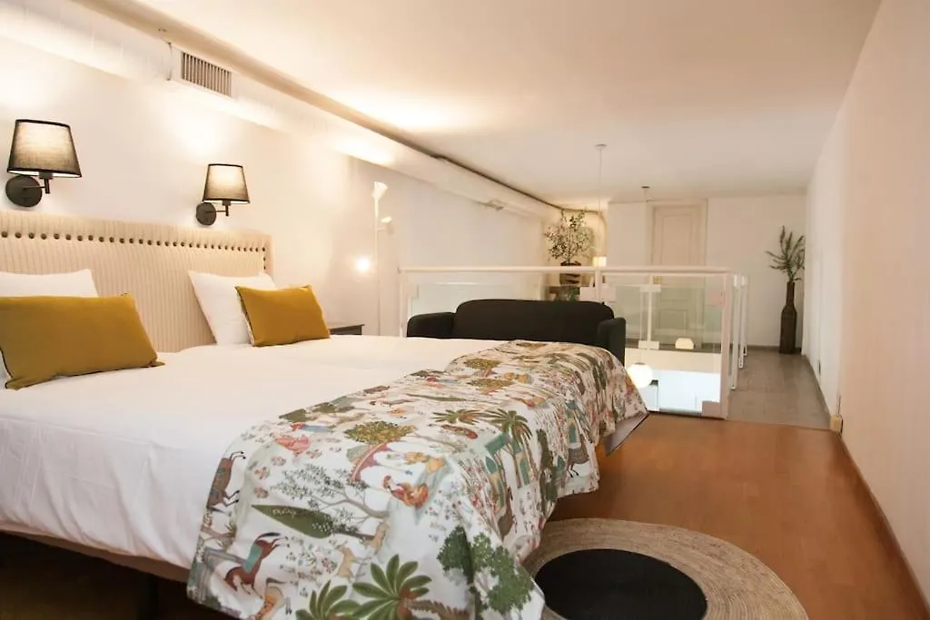 Idyllic & Loveliest Apt With Patio.Private Parking Seville 0*,
